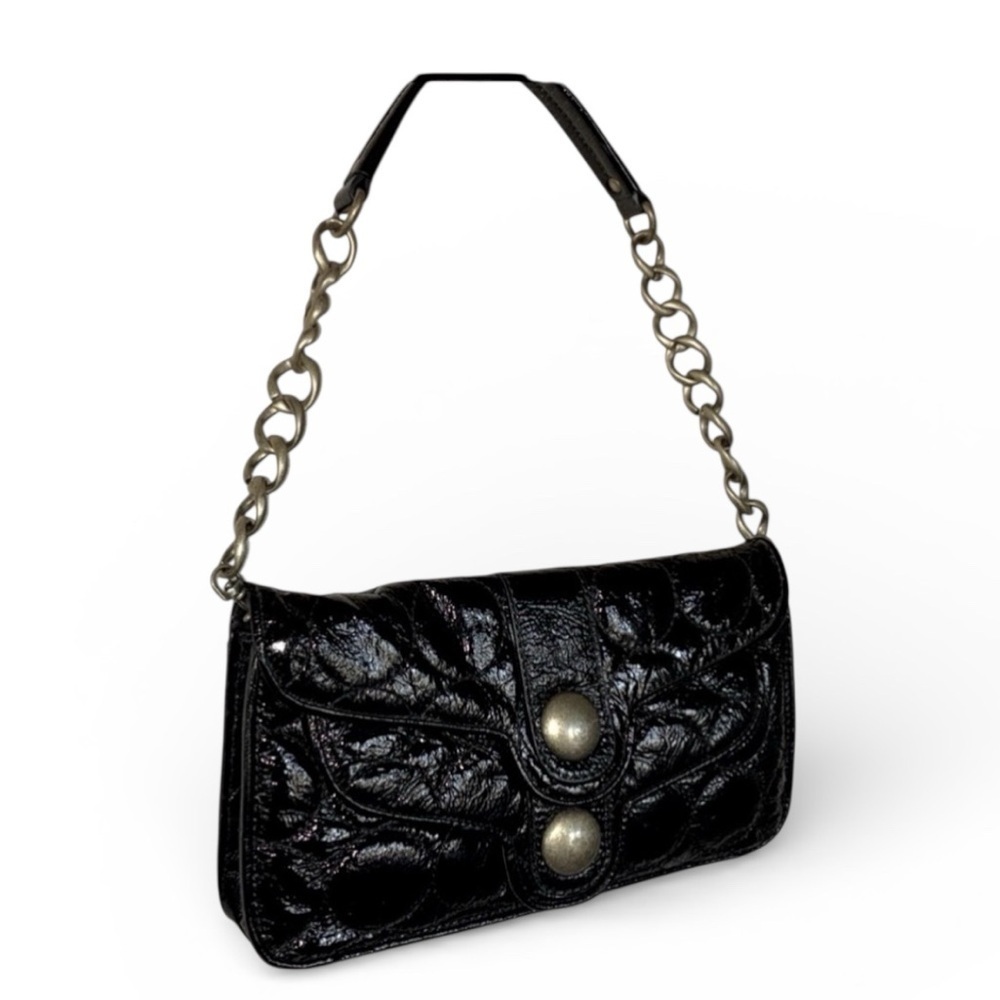 CYNTHIA ROWLEY bag, 'top handle' Black quilted leather, snaps, pockets. EUC